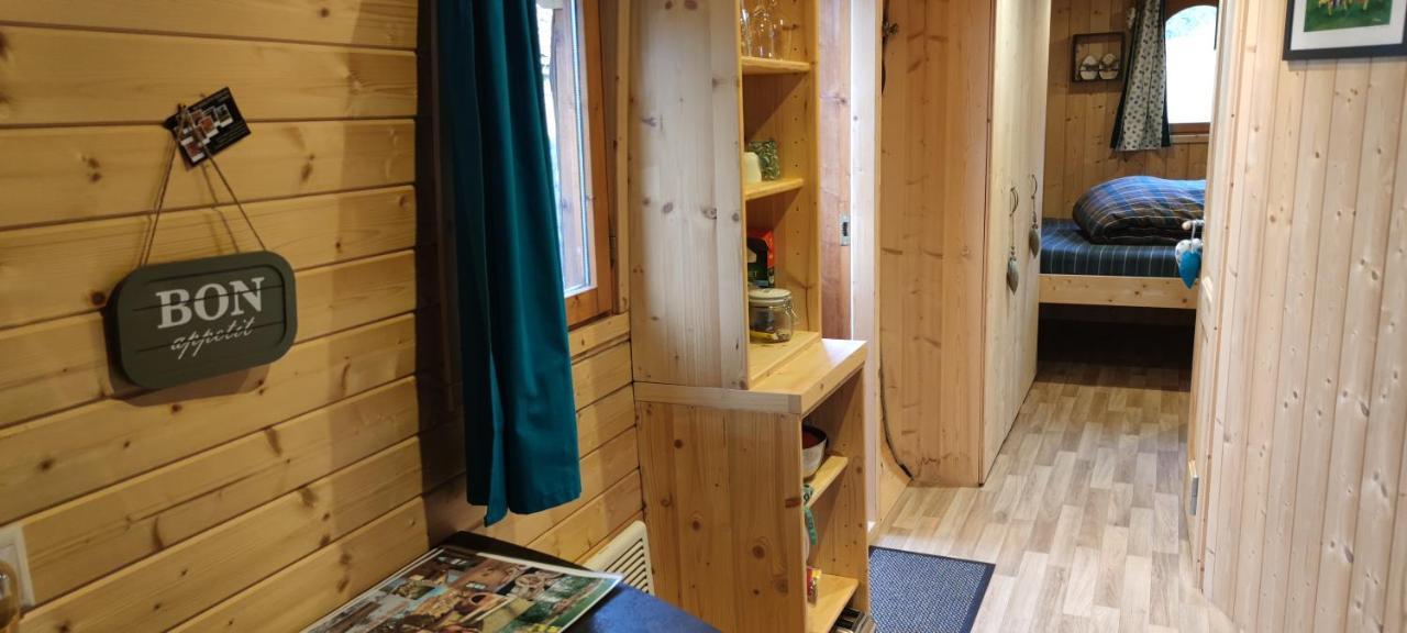 Ma Roulotte Sous Les Chenes- Au Naturel Raon-aux-Bois Exterior photo